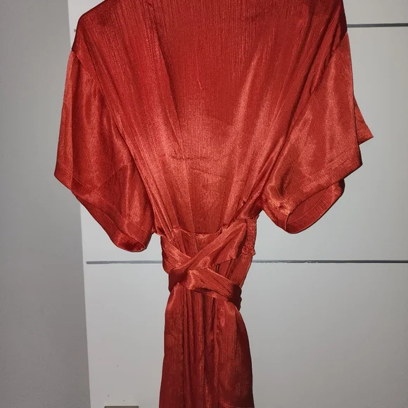 New without tag BEBE High Low Kimono Sleeve Drape Dress - Small - Picture 5 of 11